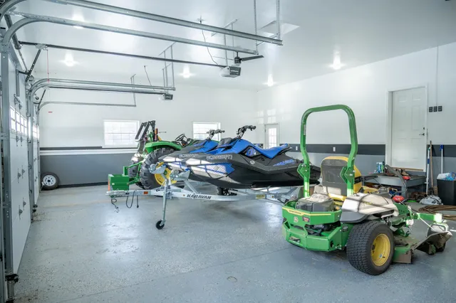 $799,000 | N8444 State Road 80, New Lisbon, WI 53950