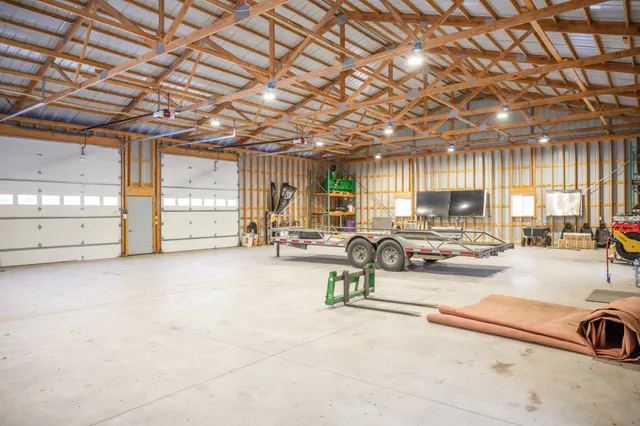 $799,000 | N8444 State Road 80, New Lisbon, WI 53950