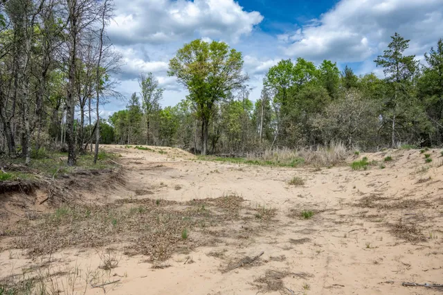 $799,000 | N8444 State Road 80, New Lisbon, WI 53950