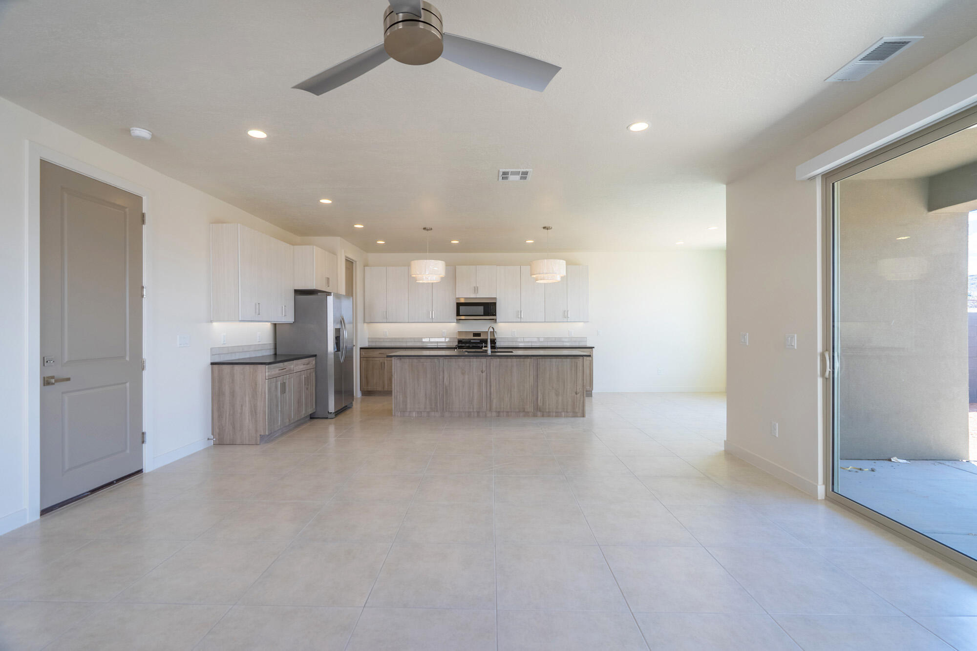 2936 West 570 North Hurricane, UT 84737 - Photo 13 of 82 Living