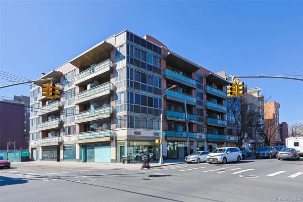 $798,000 | 31-32 Union Street, Unit 2C | Flushing