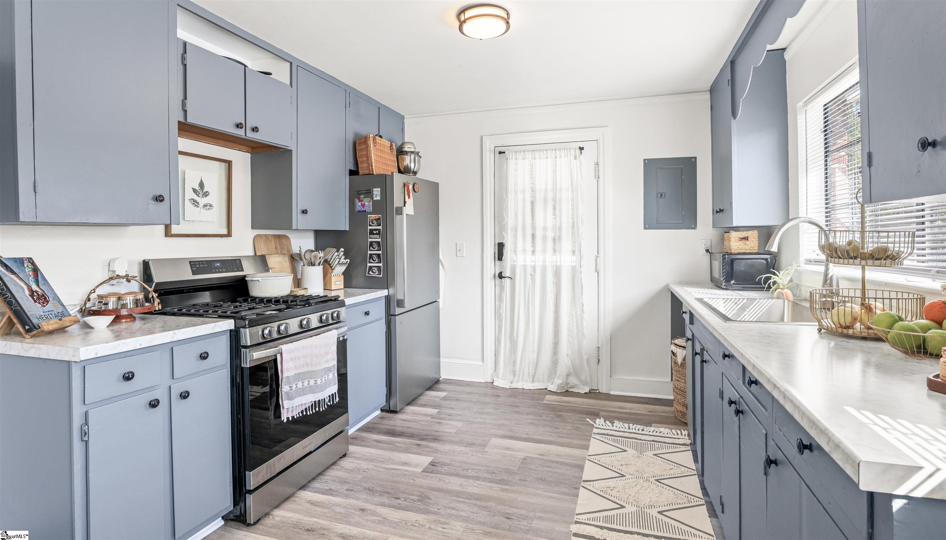 1413 South McDuffie Street Anderson, SC 29624 - Photo 7 of 30