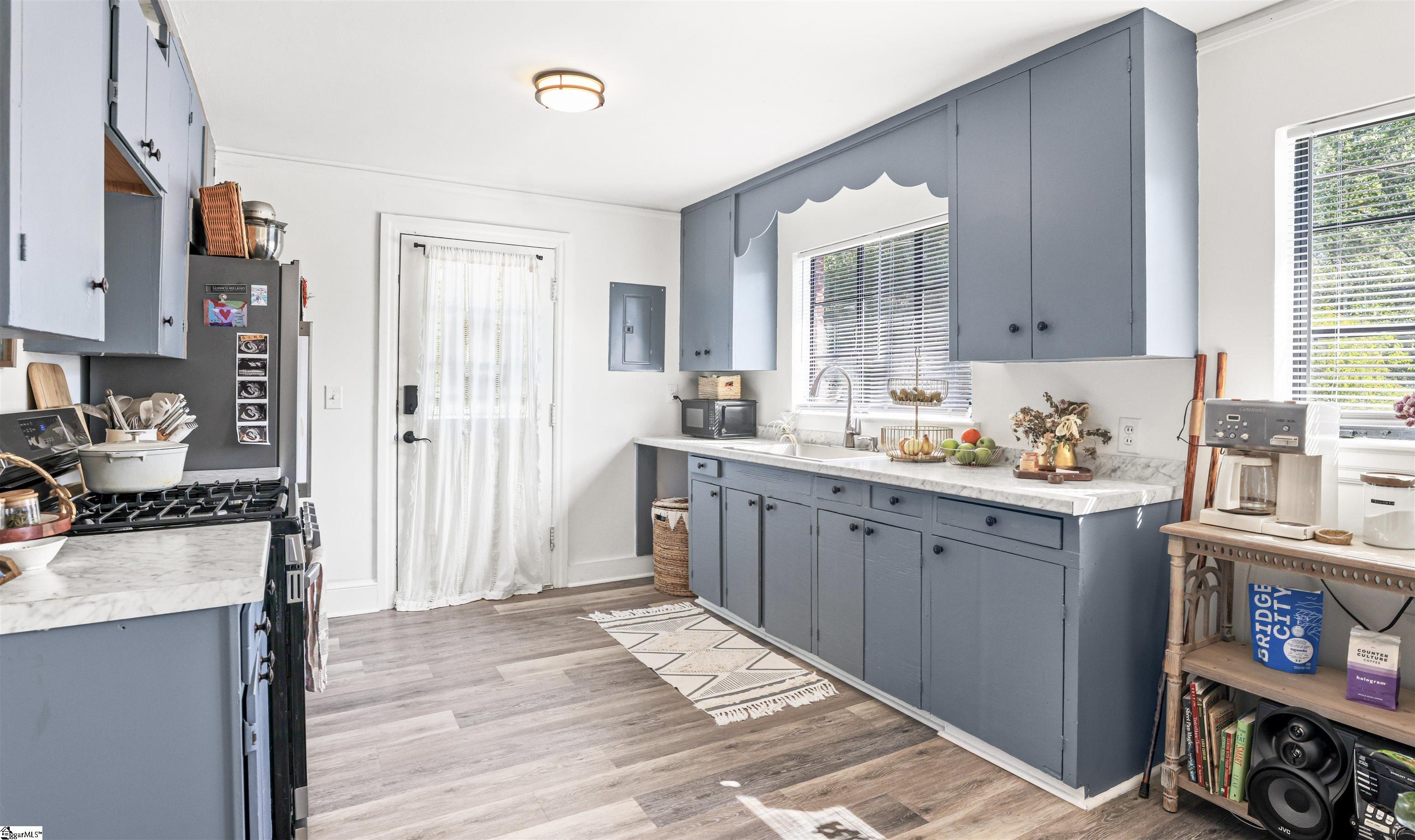 1413 South McDuffie Street Anderson, SC 29624 - Photo 8 of 30