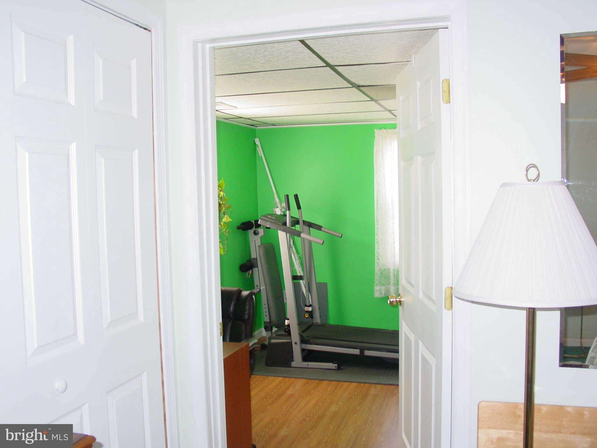 3135 Baybriar Road Baltimore, MD 21222 - Photo 16 of 29 Interior (General)