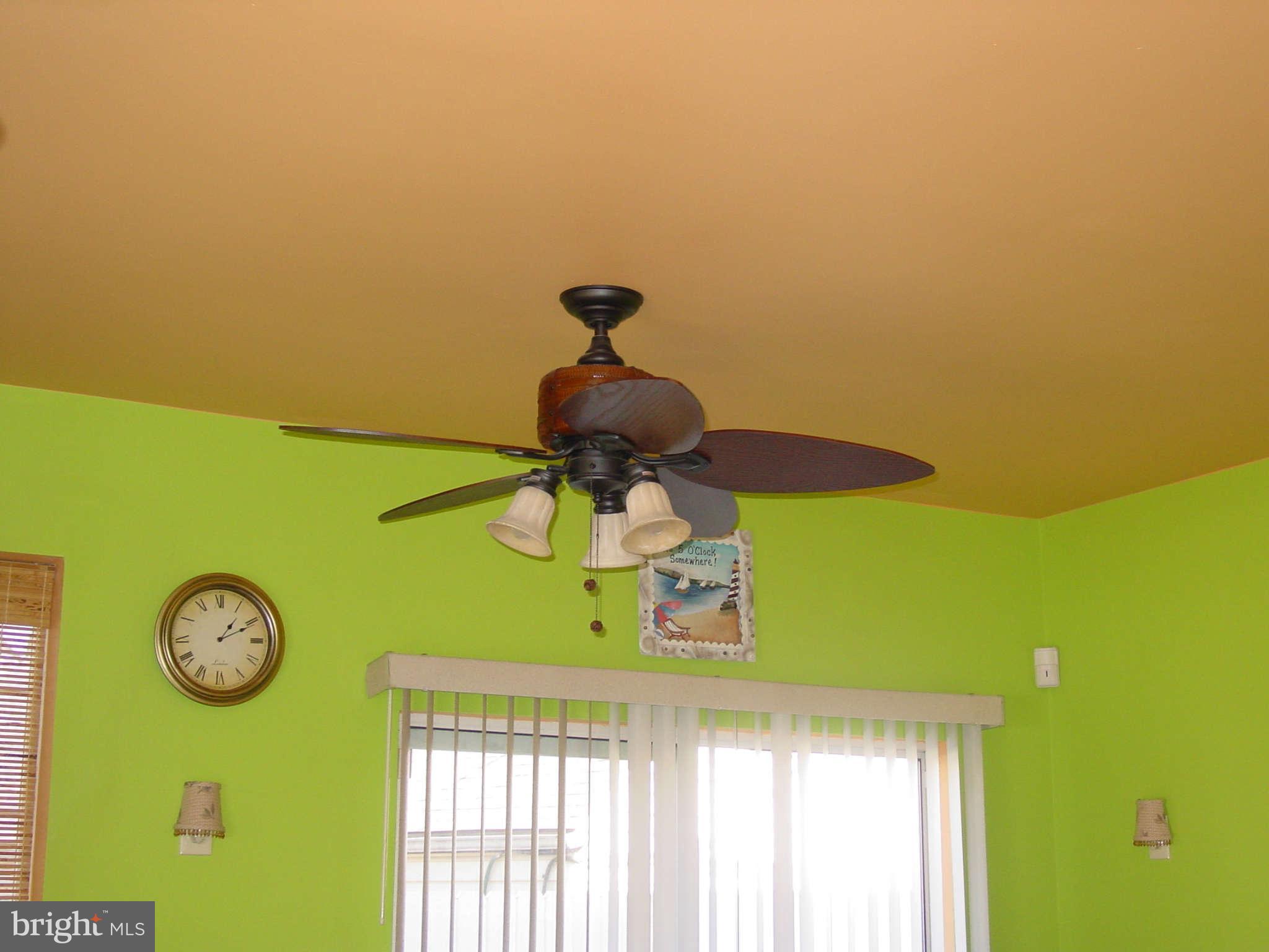 3135 Baybriar Road Baltimore, MD 21222 - Photo 19 of 29 Interior (General)