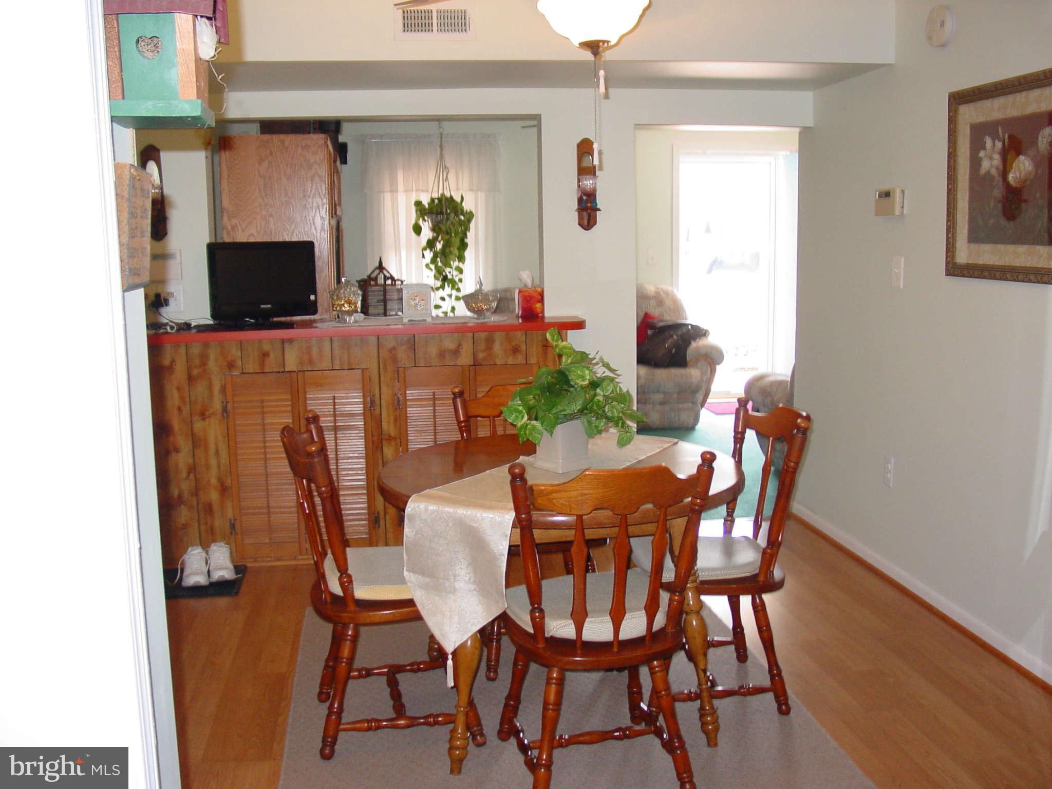 3135 Baybriar Road Baltimore, MD 21222 - Photo 8 of 29 Dining Room