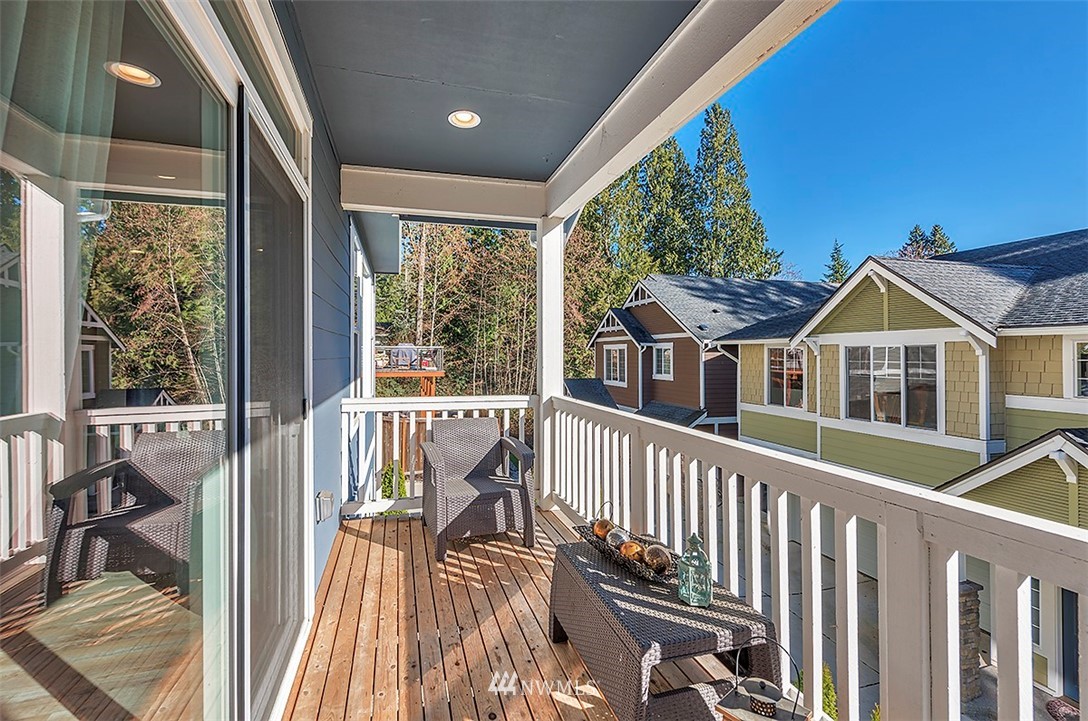 17417 3rd Avenue Southeast Bothell, WA 98012 - Photo 7 of 19