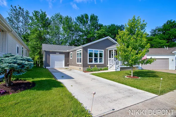 $214,500 | 5254 West Scenic Turn Lane, Holland, MI 49423