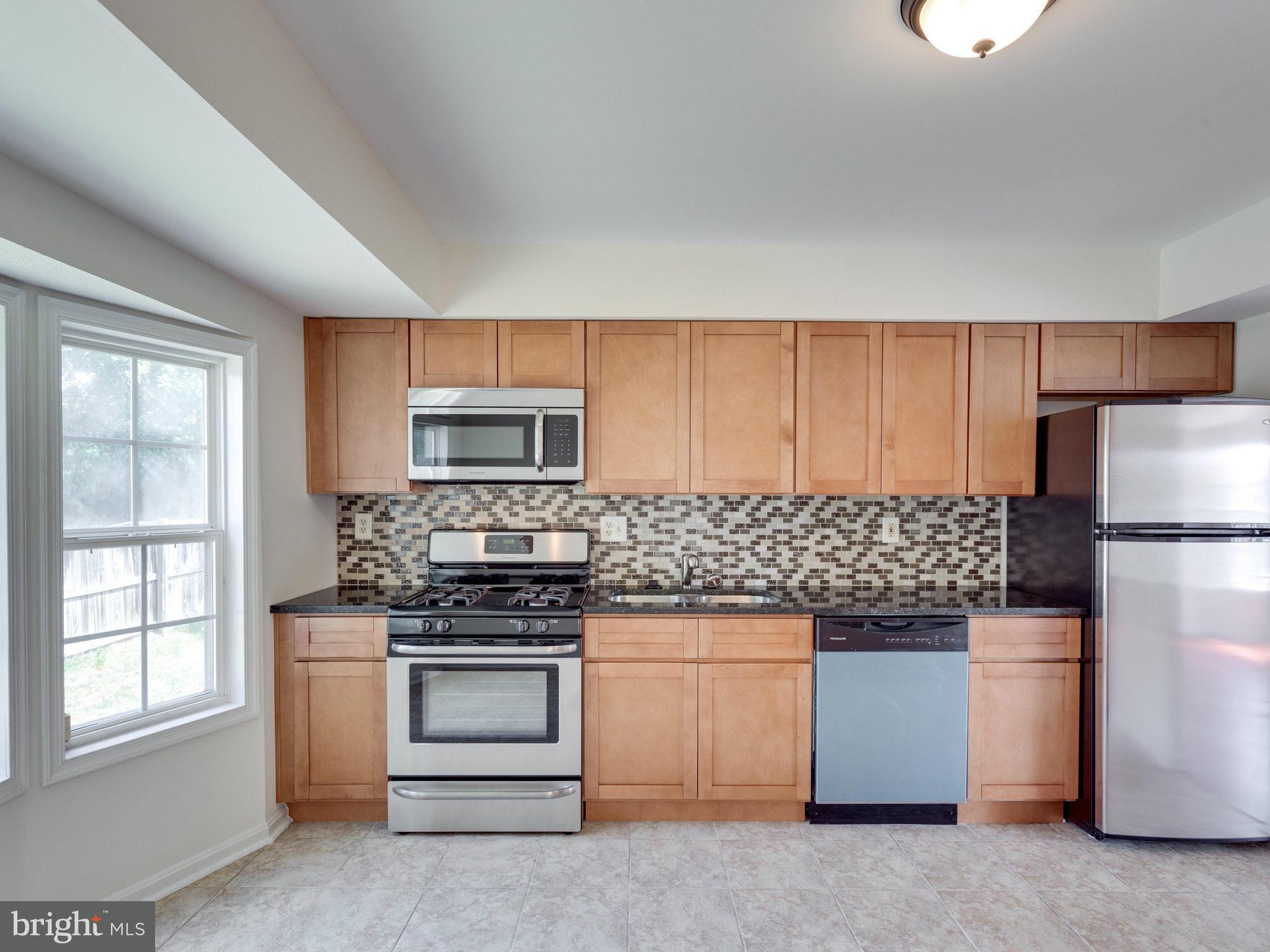 12214 Birchview Drive Clinton, MD 20735 - Photo 11 of 25 Kitchen