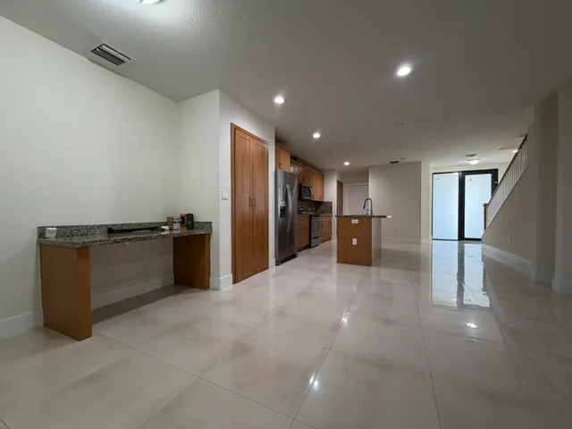 $3,000 | 281 Bella Sol Way, West Palm Beach, FL 33406