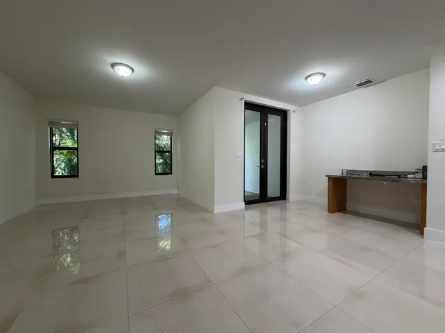 $3,000 | 281 Bella Sol Way, West Palm Beach, FL 33406