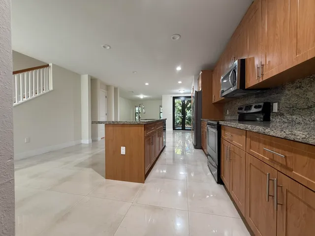 $3,000 | 281 Bella Sol Way, West Palm Beach, FL 33406