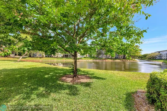 $199,000 | 1801 Eleuthera Point, Unit E1, Coconut Creek, FL 33066