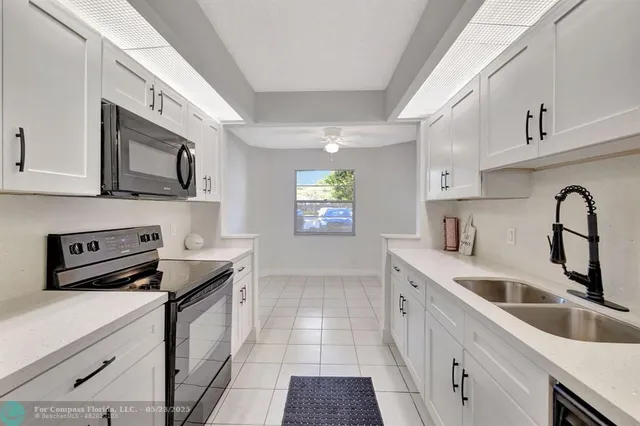 $199,000 | 1801 Eleuthera Point, Unit E1, Coconut Creek, FL 33066