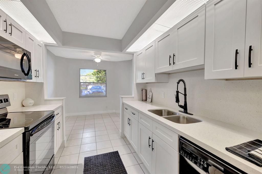 1801 Eleuthera Point, Unit E1 Coconut Creek, FL 33066 - Photo 8 of 50