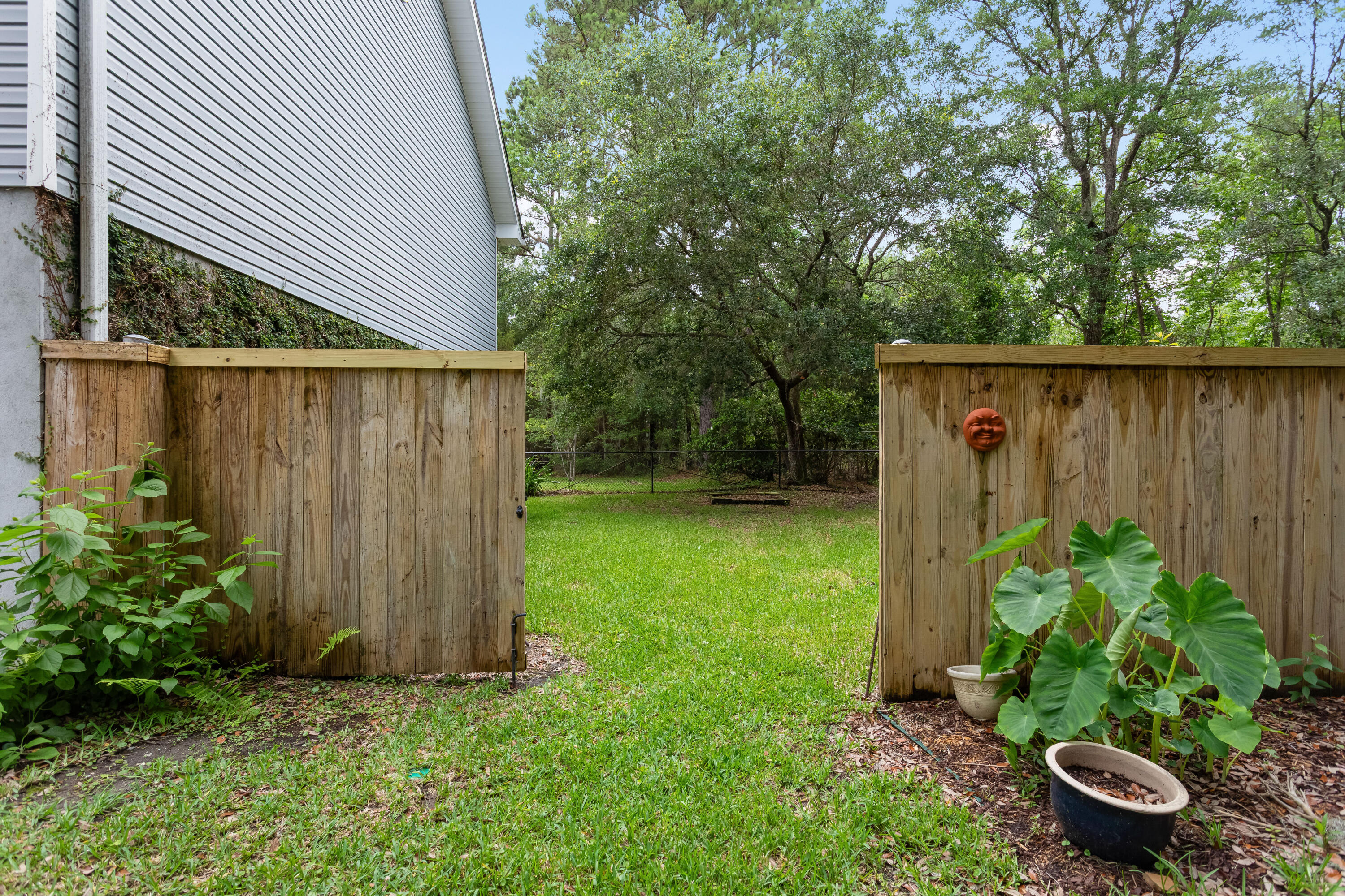 1604 Macoma Road Mount Pleasant, SC 29466 - Photo 30 of 49 1604MacombDr_MaxPhotography-34