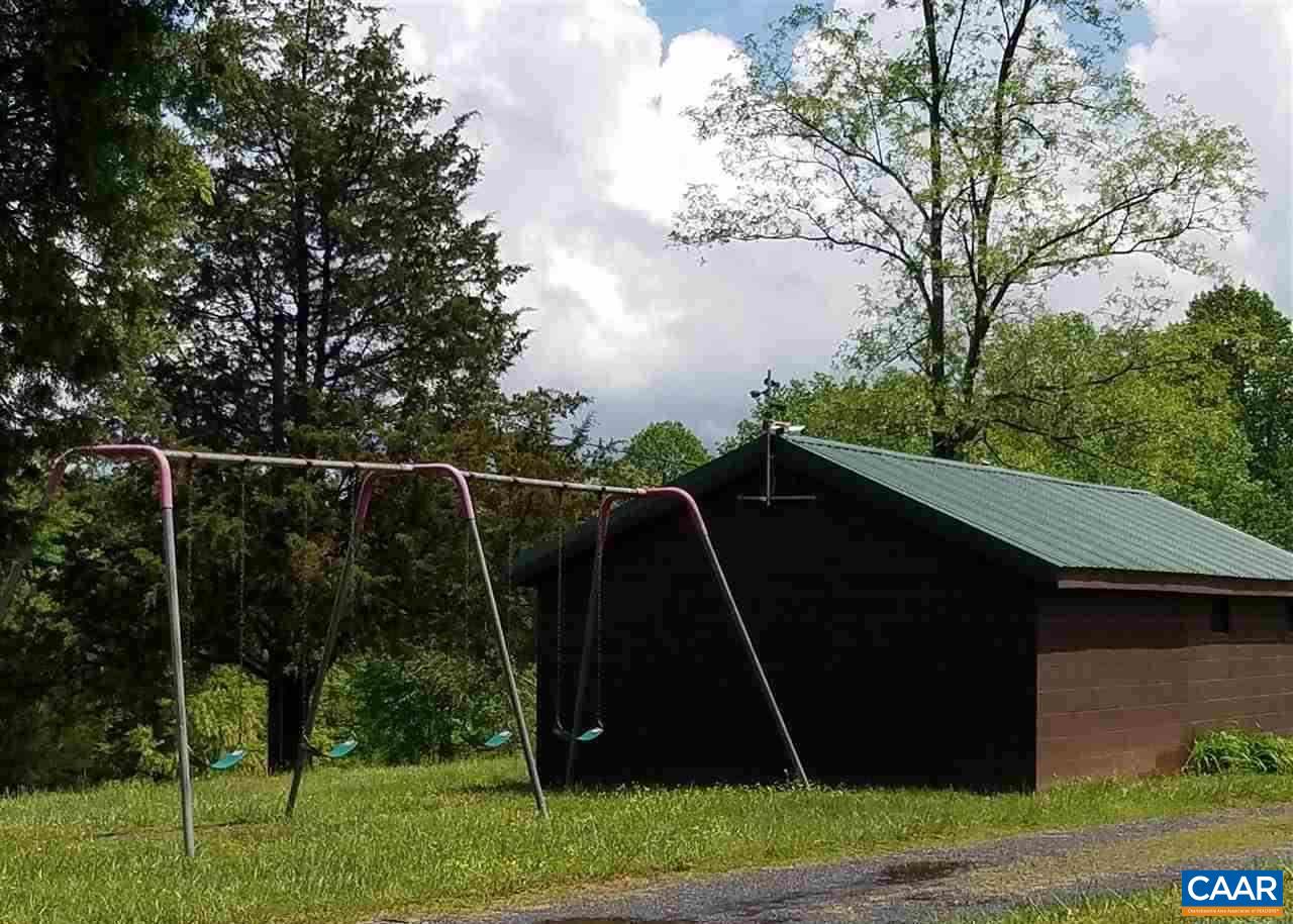 173 Top Ridge Road Stanardsville, VA 22973 - Photo 39 of 40 a view of backyard with green space