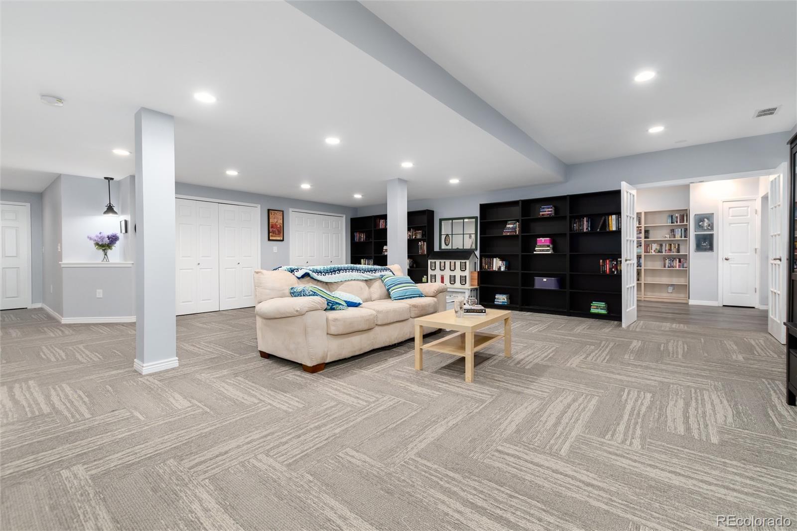 9798 Sylvestor Road Highlands Ranch, CO 80129 - Photo 28 of 49