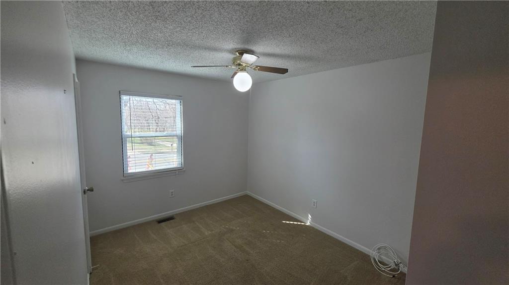 807 Conistor Street Liberty, MO 64068 - Photo 9 of 13