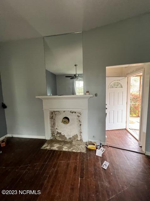 1 Short Street Rockingham, NC 28379 - Photo 3 of 14 Living Room