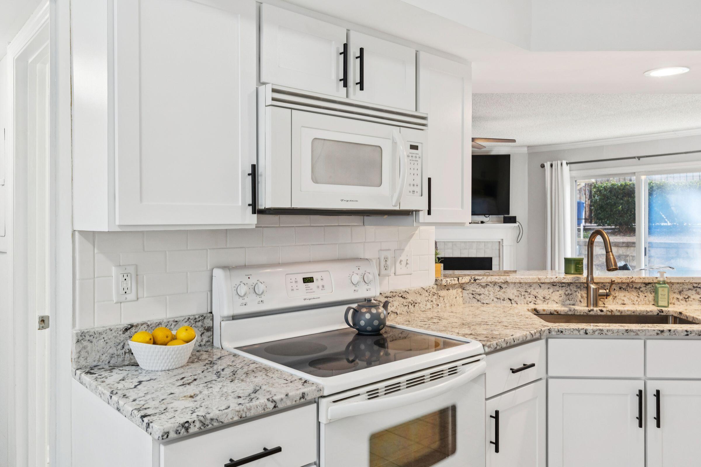 1786 Parc Vue Avenue Mount Pleasant, SC 29464 - Photo 14 of 40 1786ParcVue-KeenEyeMarketing-011