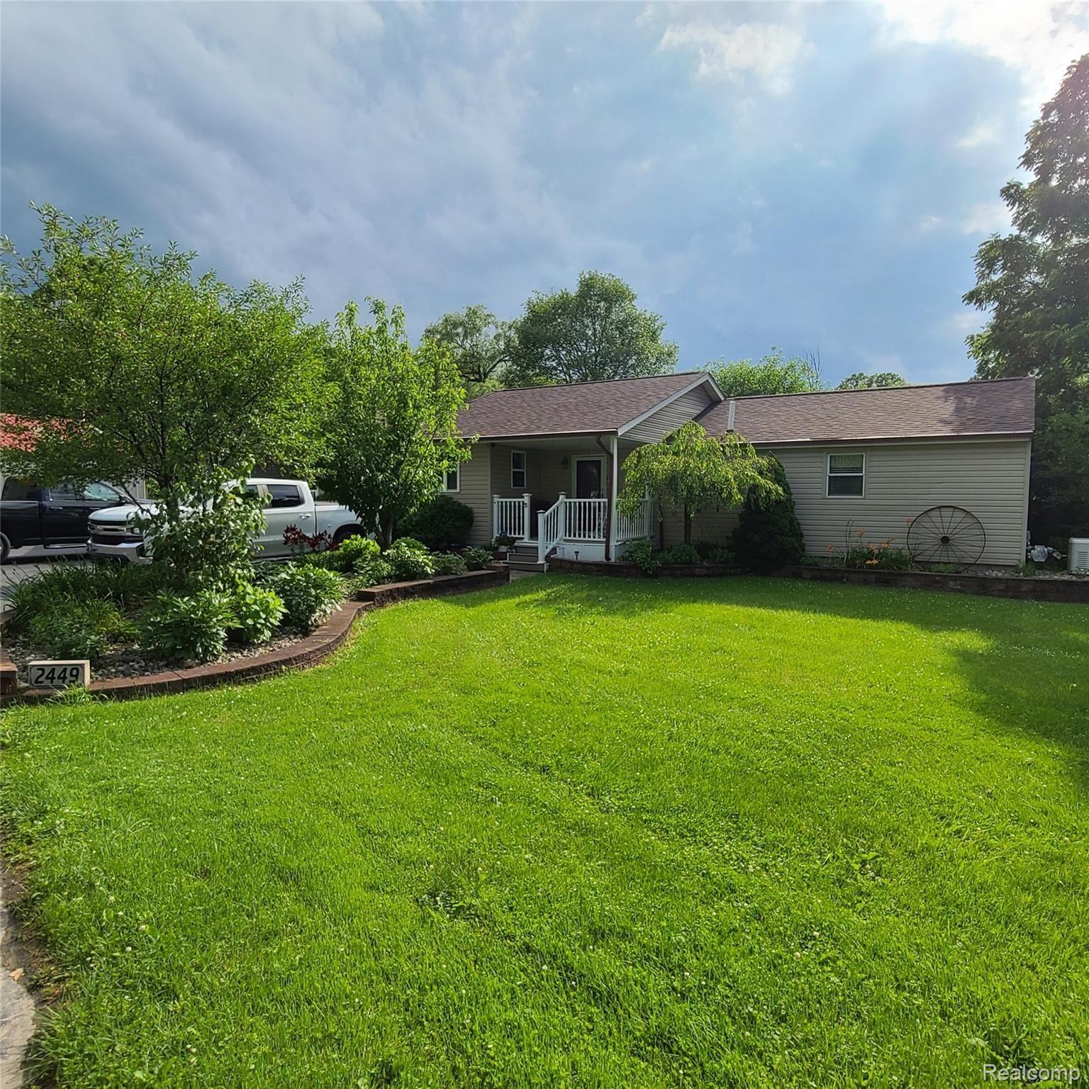 2449 Farrand Road Clio, MI 48420 - Photo 4 of 40 Front pic 1 - Farrand.jpg