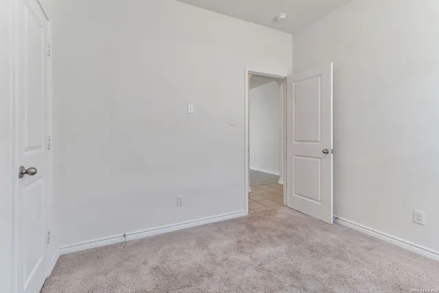 $2,150 | 29960 Versace, Bulverde, TX 78163