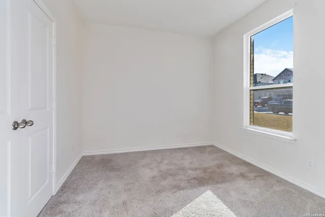 $2,150 | 29960 Versace, Bulverde, TX 78163