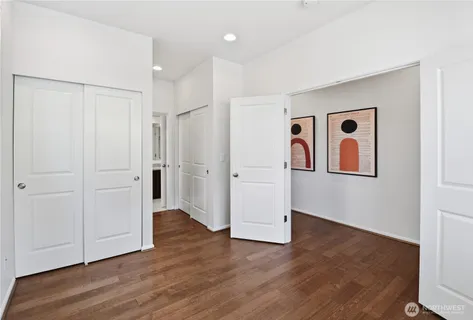 $1,100,000 | 7012 30th Place Southwest, Seattle, WA 98126