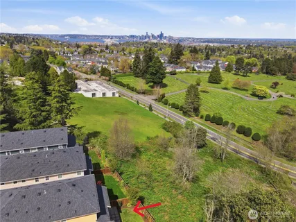 $1,100,000 | 7012 30th Place Southwest, Seattle, WA 98126