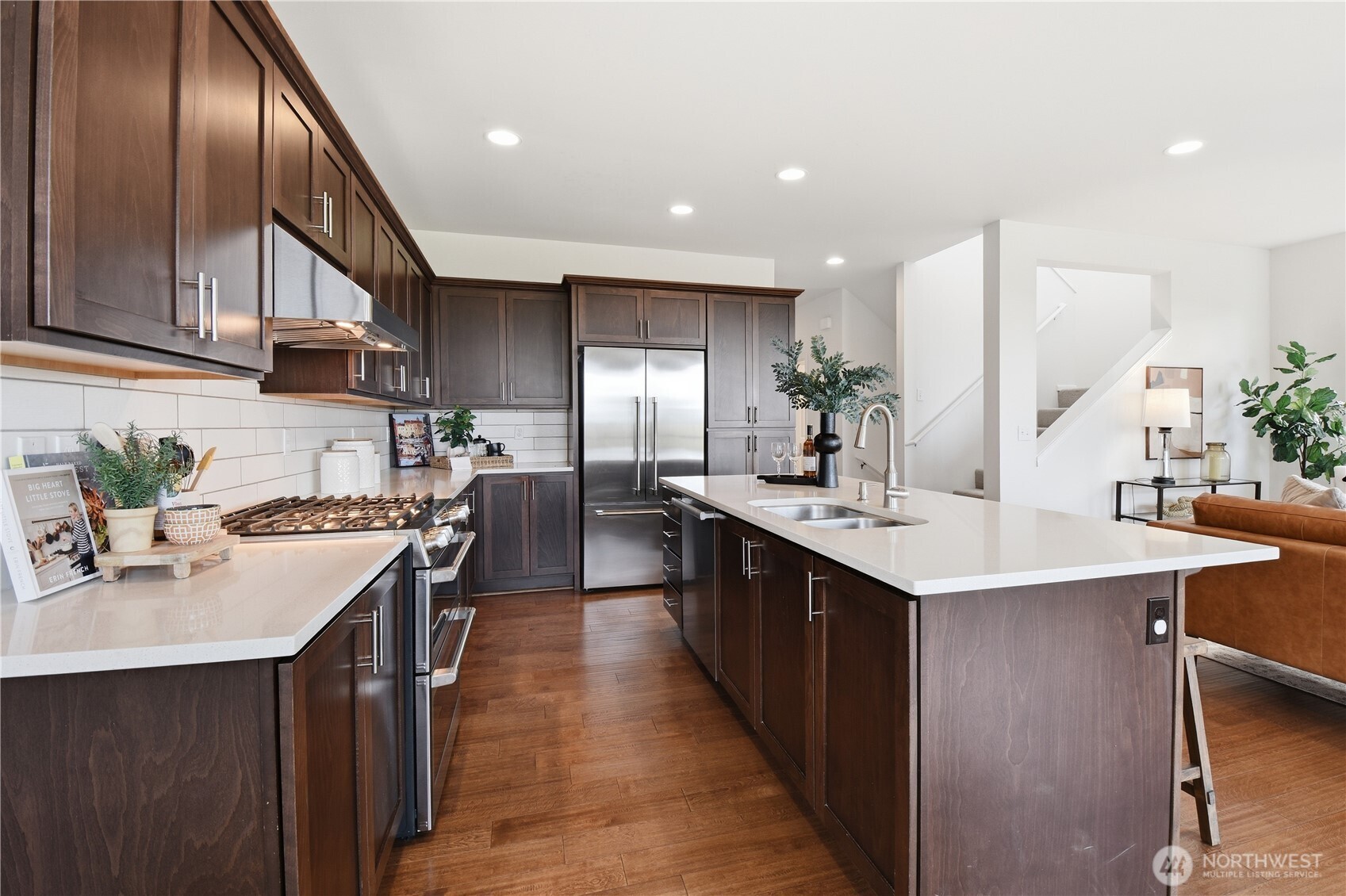 7012 30th Place Southwest Seattle, WA 98126 - Photo 5 of 38