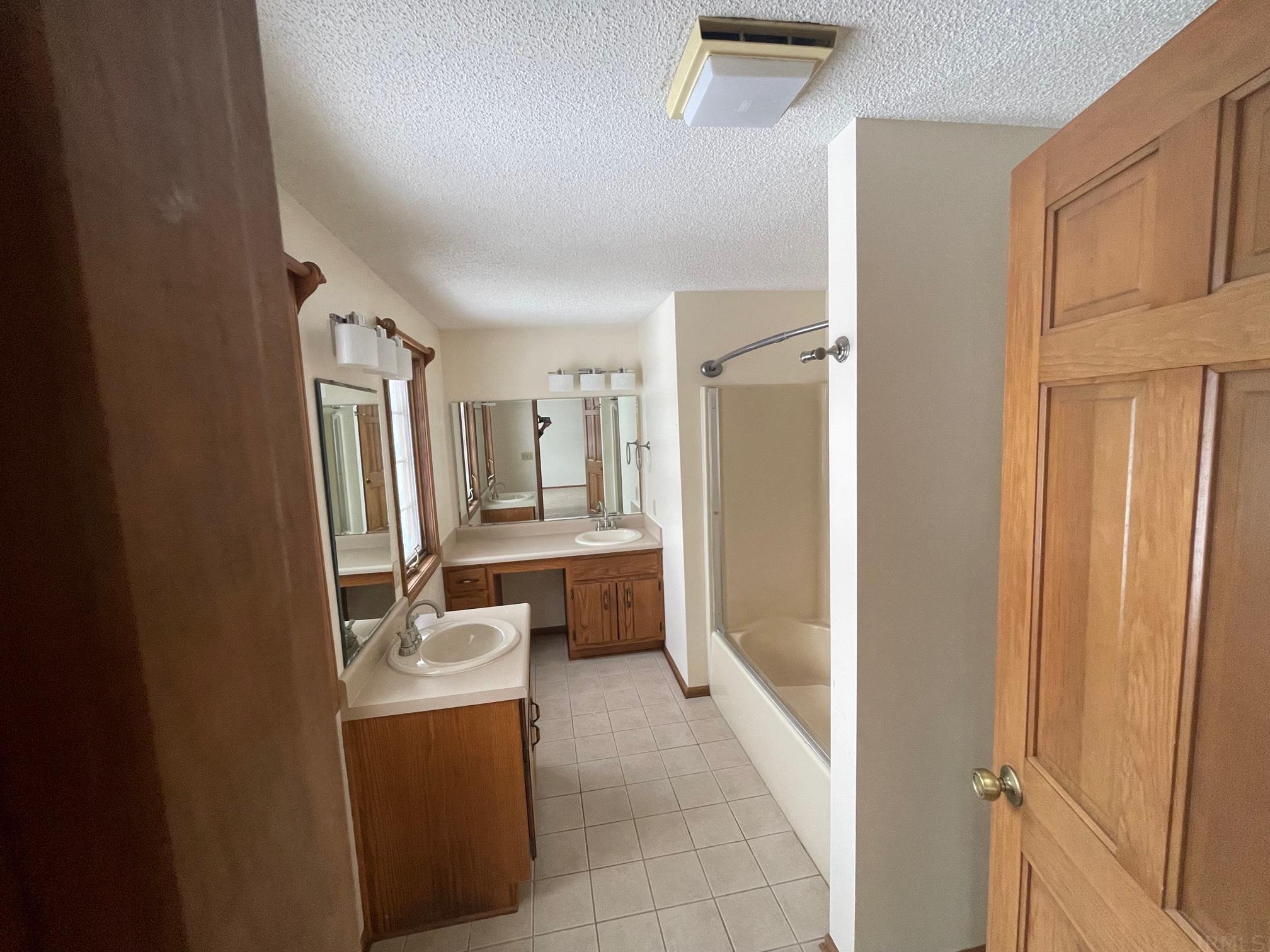 10035 Castle Ridge Place Fort Wayne, IN 46825 - Photo 13 of 22 Gallery Image 13