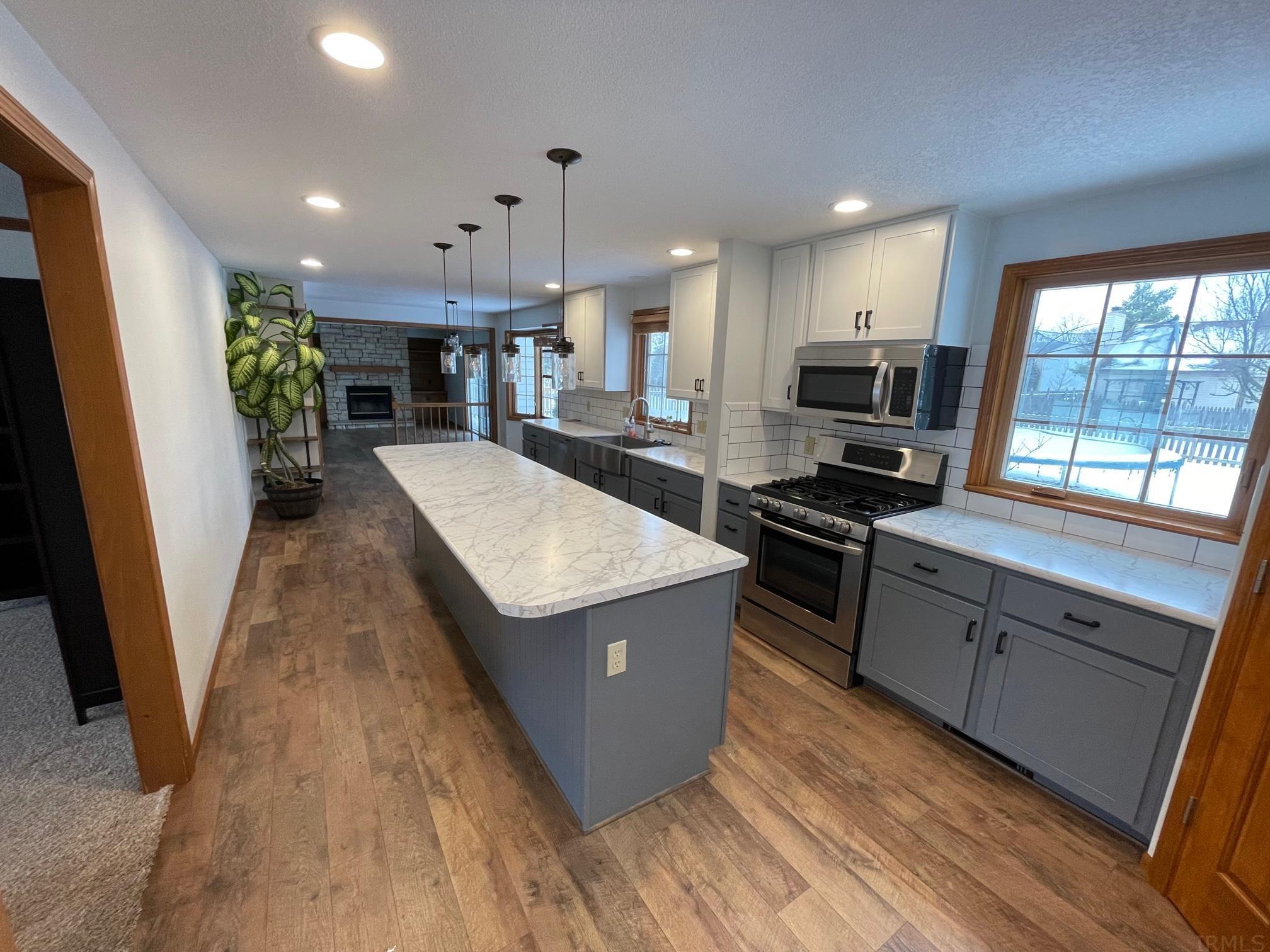 10035 Castle Ridge Place Fort Wayne, IN 46825 - Photo 4 of 22 Gallery Image 4