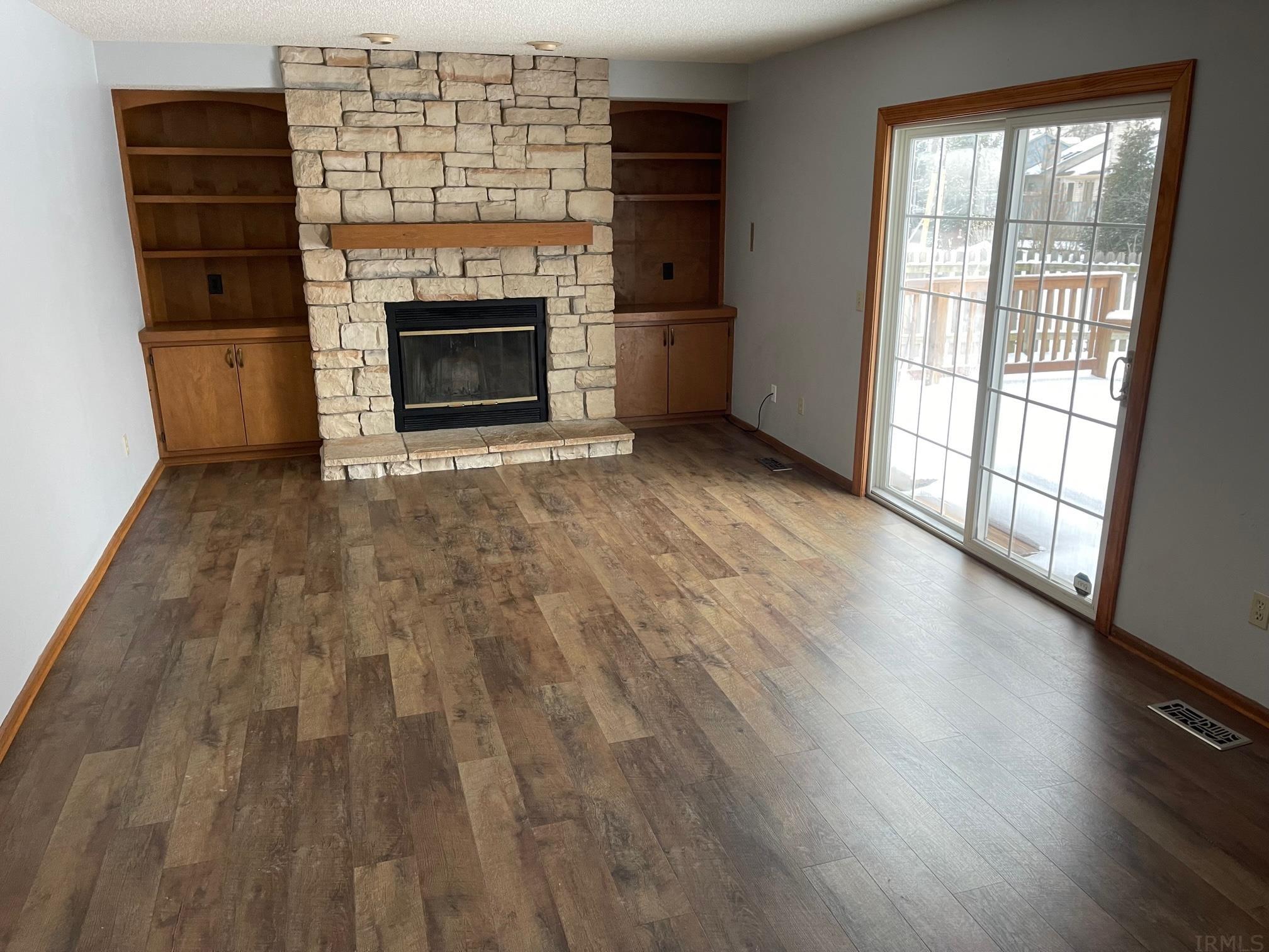 10035 Castle Ridge Place Fort Wayne, IN 46825 - Photo 5 of 22 Gallery Image 5