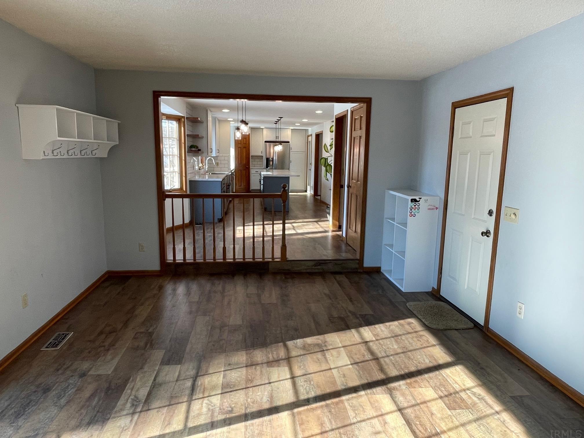 10035 Castle Ridge Place Fort Wayne, IN 46825 - Photo 6 of 22 Gallery Image 6