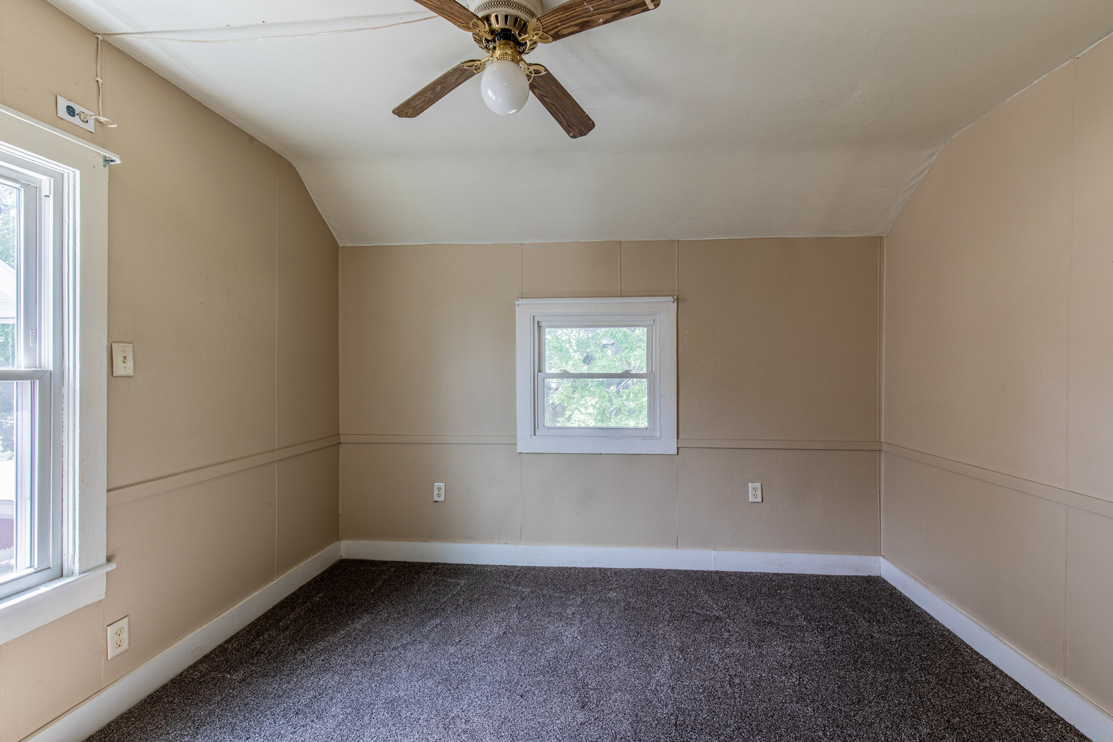 809 North Euclid Avenue Princeton, IL 61356 - Photo 13 of 17