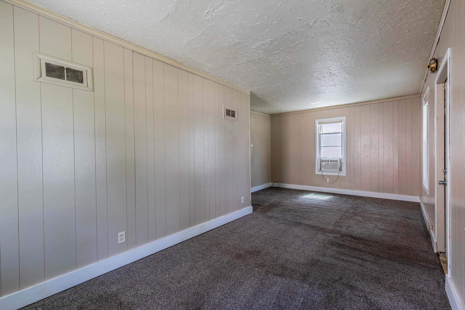 809 North Euclid Avenue Princeton, IL 61356 - Photo 4 of 17