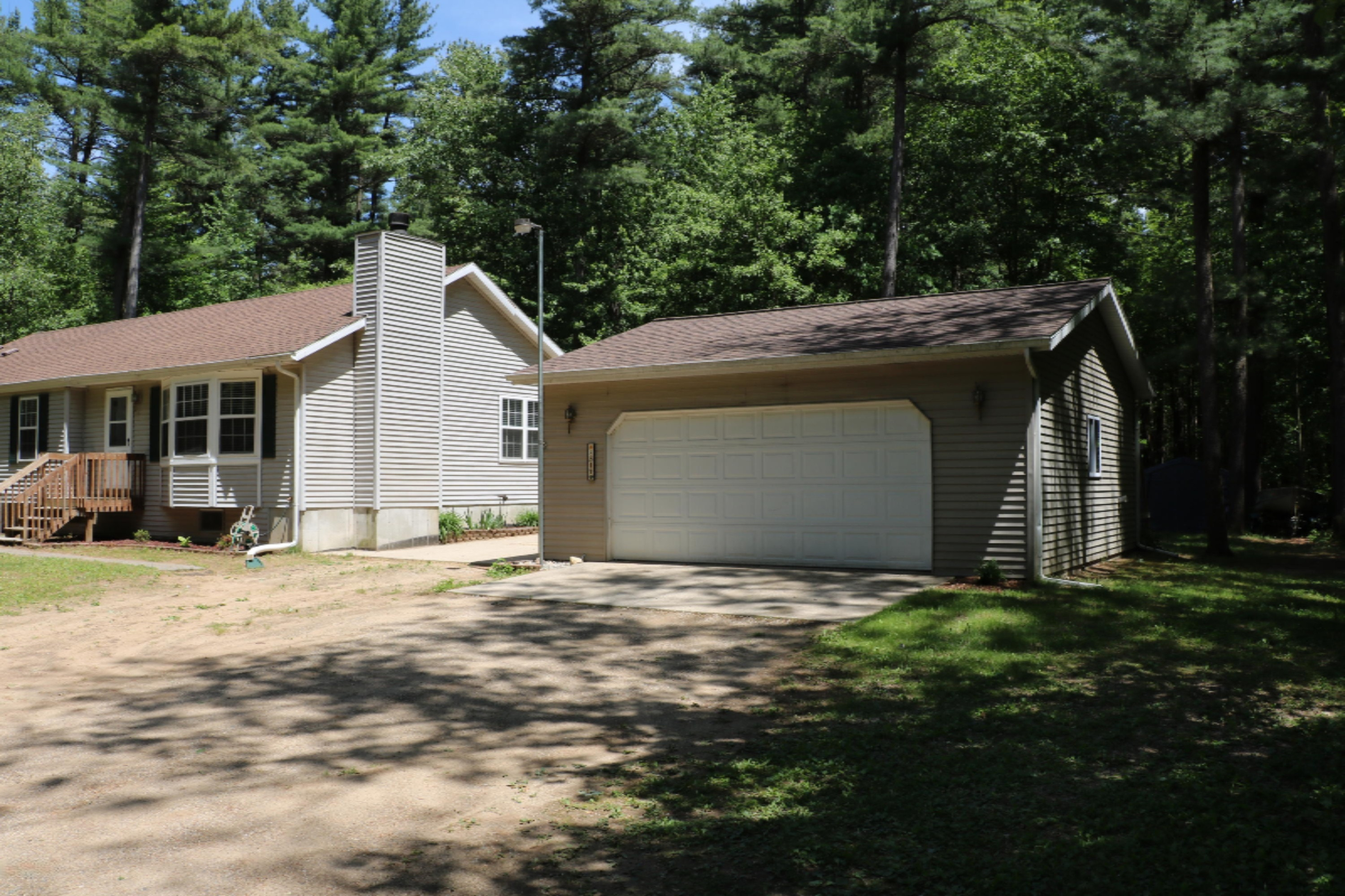 8514 Godfrey Road Belding, MI 48809 - Photo 2 of 27 IMG_2849