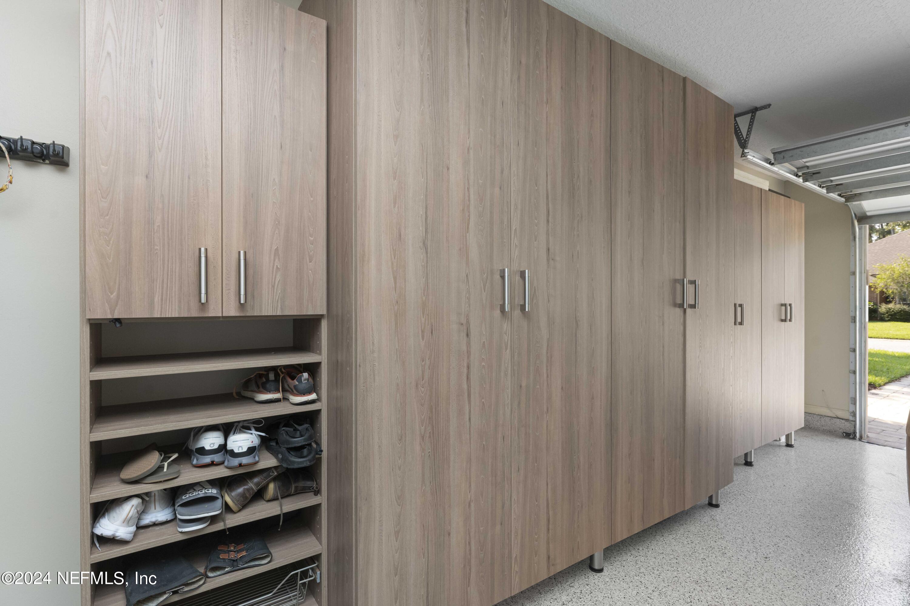 804 Mill Stream Road Ponte Vedra Beach, FL 32082 - Photo 43 of 67 a view of a closet area