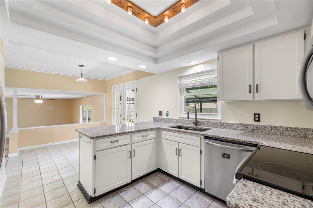 3608 Casaba Loop Valrico, FL 33596 - Photo 20 of 54
