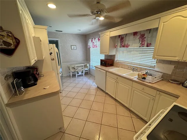 $3,000 | 239 Hammock Terrace, Venice, FL 34293