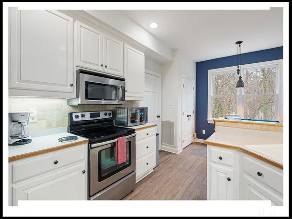 $2,800 | 21 Prentiss Place, Durham, NC 27707