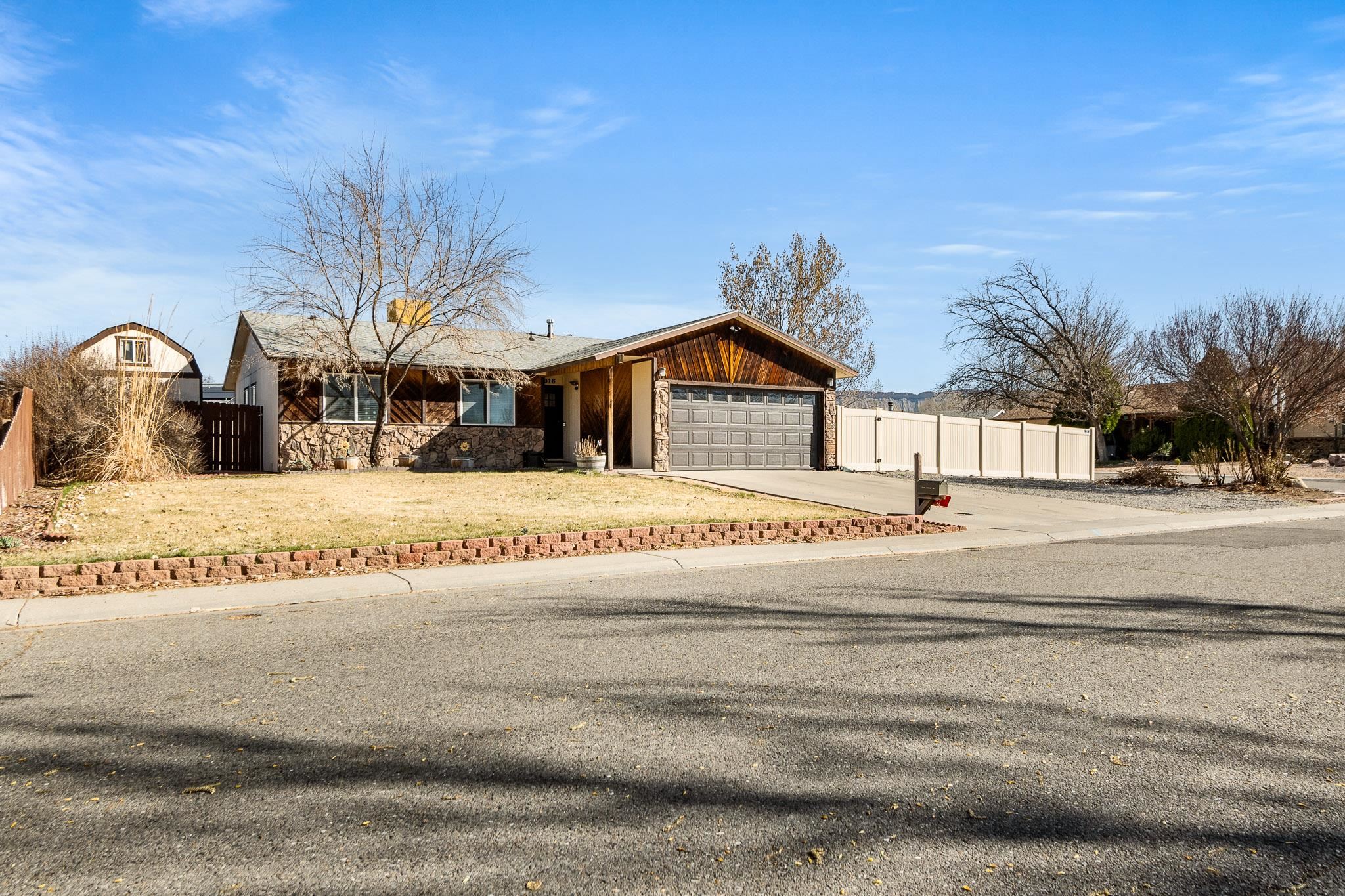 3016 Country Road Grand Junction, CO 81504 - Photo 2 of 29 Gallery Image 2