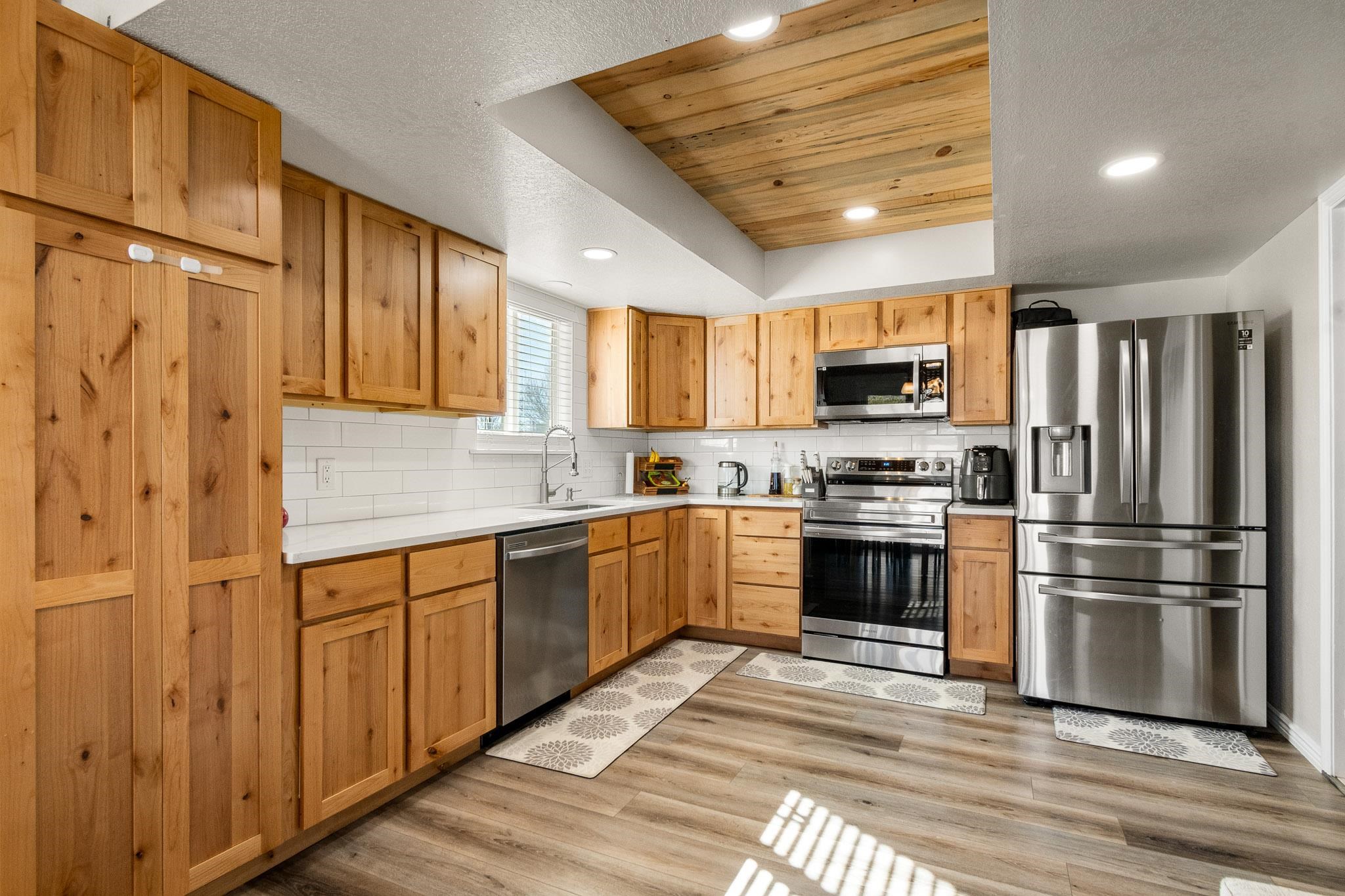 3016 Country Road Grand Junction, CO 81504 - Photo 8 of 29 Gallery Image 8