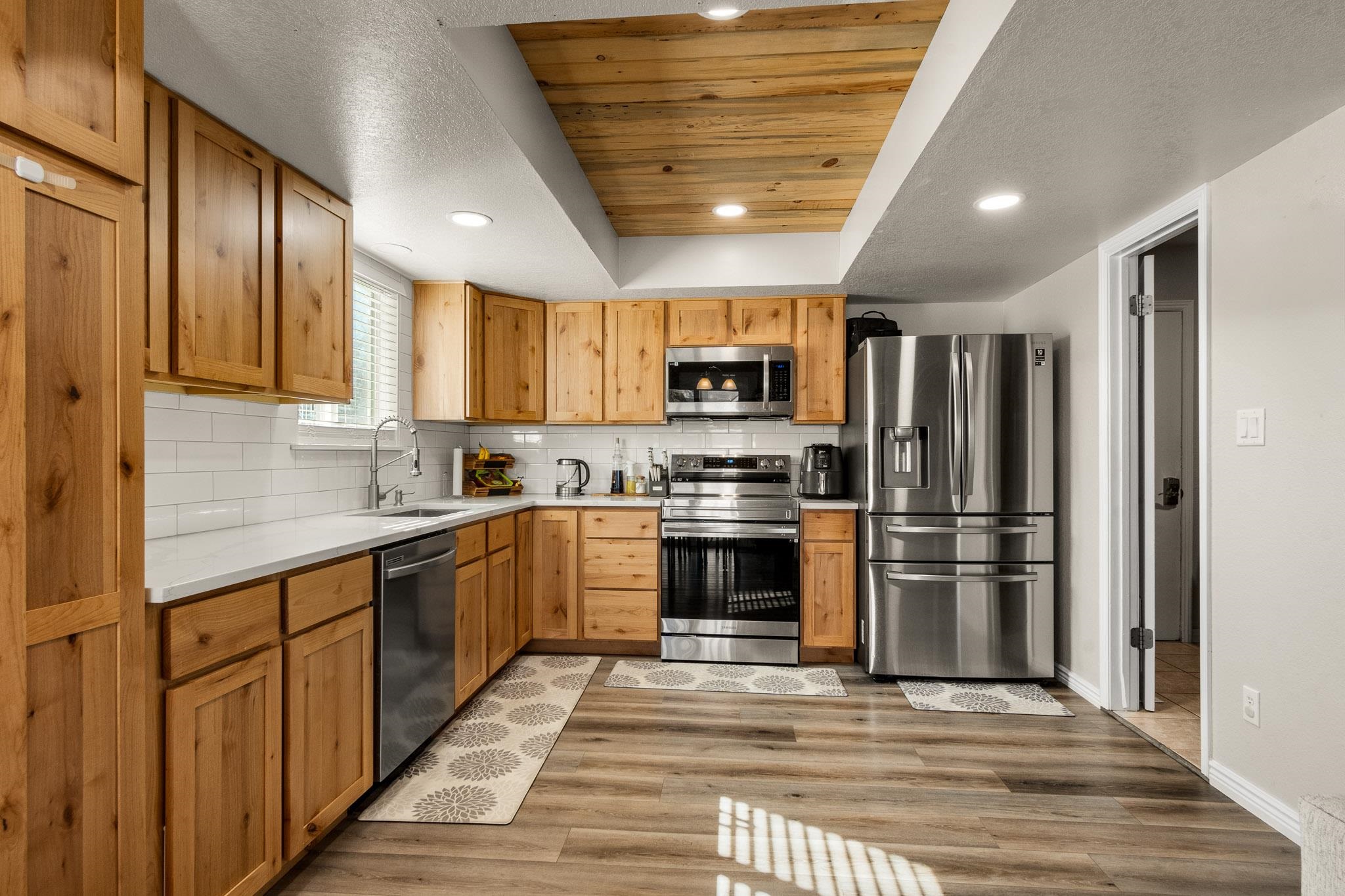 3016 Country Road Grand Junction, CO 81504 - Photo 9 of 29 Gallery Image 9