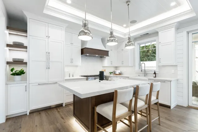 $5,595,000 | 462 Westbourne Street, La Jolla, CA 92037