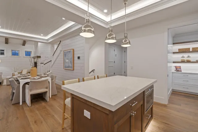 $5,595,000 | 462 Westbourne Street, La Jolla, CA 92037