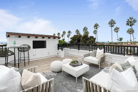$5,595,000 | 462 Westbourne Street, La Jolla, CA 92037