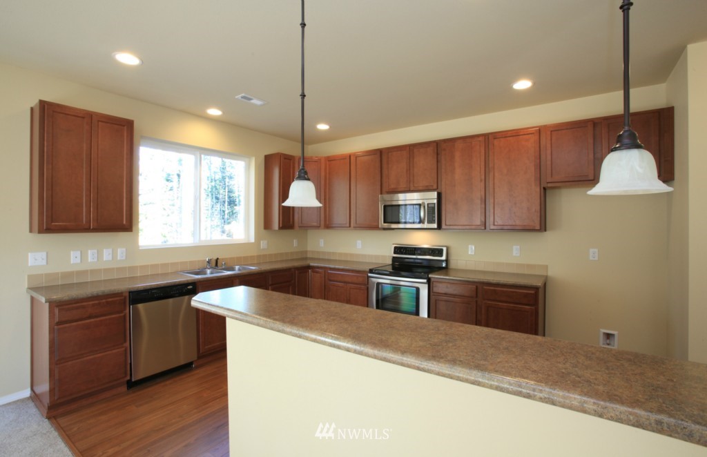 4159 Southwest Colbert Way Port Orchard, WA 98367 - Photo 9 of 10 Gallery Image 9