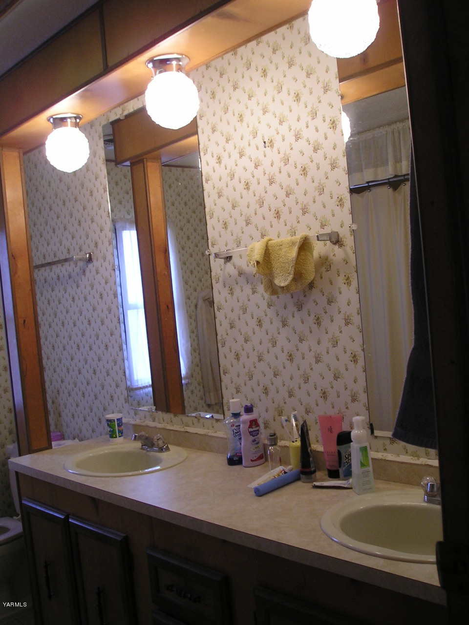 2681 Rosenkranz Road Tieton, WA 98947 - Photo 11 of 11 a bathroom with a sink and a mirror